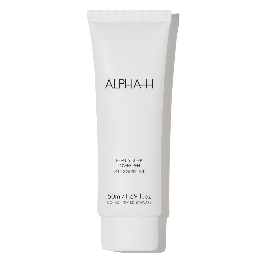 Ontdek de geheimen van een verjongde huid terwijl je slaapt met de krachtige Alpha-H Beauty Sleep Power Peel. Deze thuisbehandeling biedt een intensieve peeling die je 's avonds aanbrengt, waardoor je huid 's nachts hard aan het werk gaat om jouw schoonheid te onthullen.