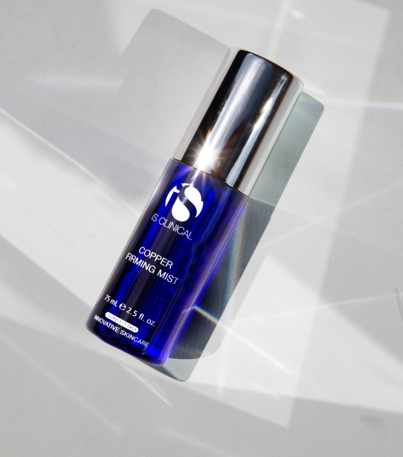 Copper firming mist: De verfrissende mist om jouw skincareroutine te beginnen met een antioxidantenboost. De copper firming boost werkt hydraterend, beschermend en kalmerend.