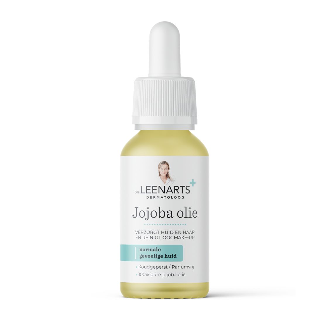 De Jojoba olie is een multifunctioneel product. De Drs Leenarts jojoba olie kun je inzetten als (oog)make-upremover en als hydraterende olie voor gezicht en lichaam. Maar jojoba olie heeft ook tientallen voordelen voor elk huidtype!