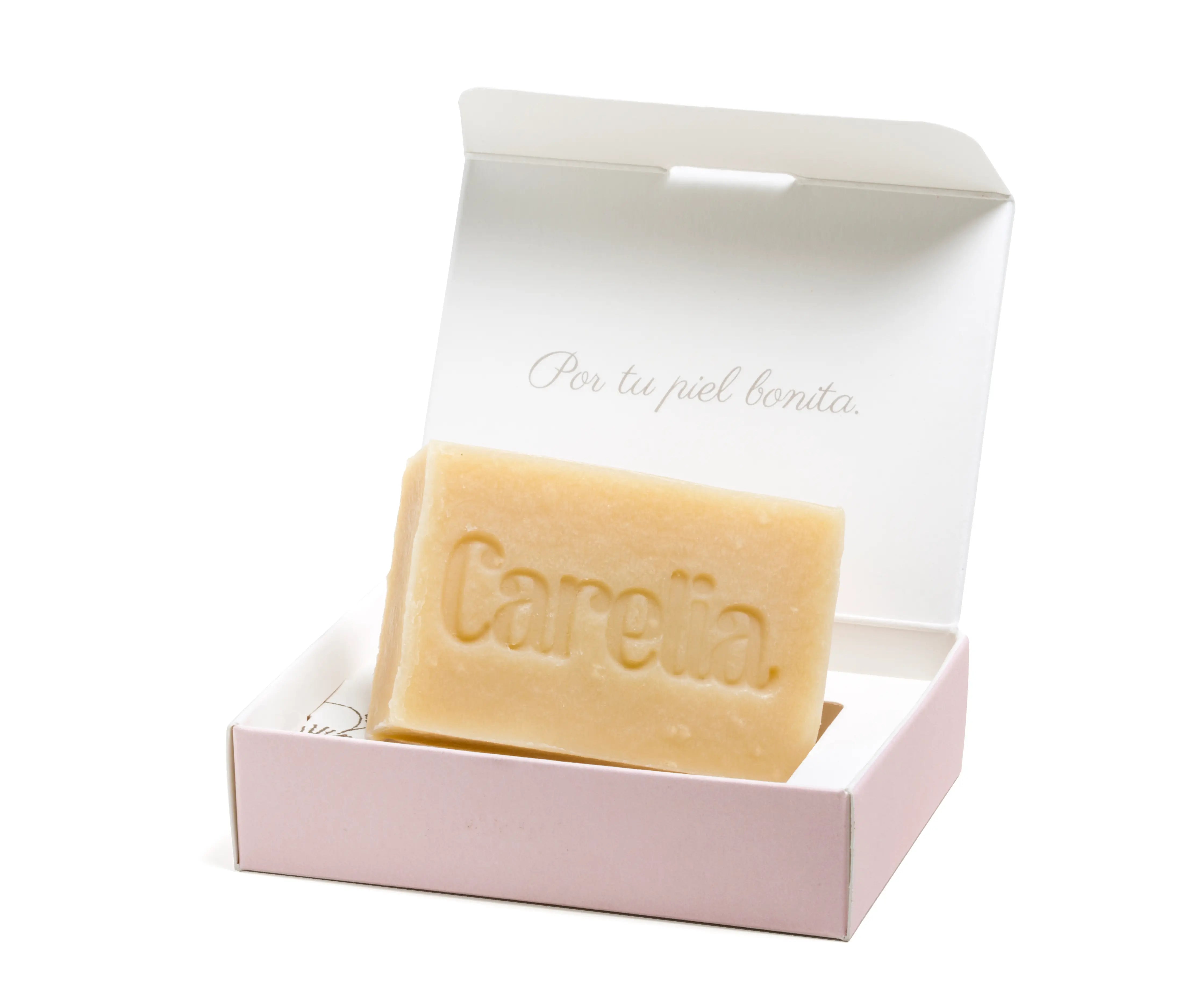 Het Rozenbottel zeepblok van Carelia Natural Care is een plantaardige, biologisch zeepblok om je huid en haren mee te reinigen voor het gehele gezin.